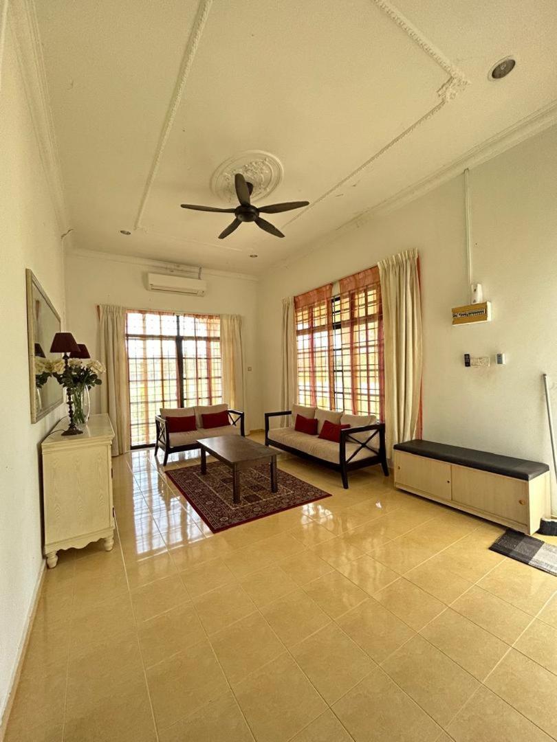 Rumah Sawah Homestay Pasir Puteh Bagian luar foto